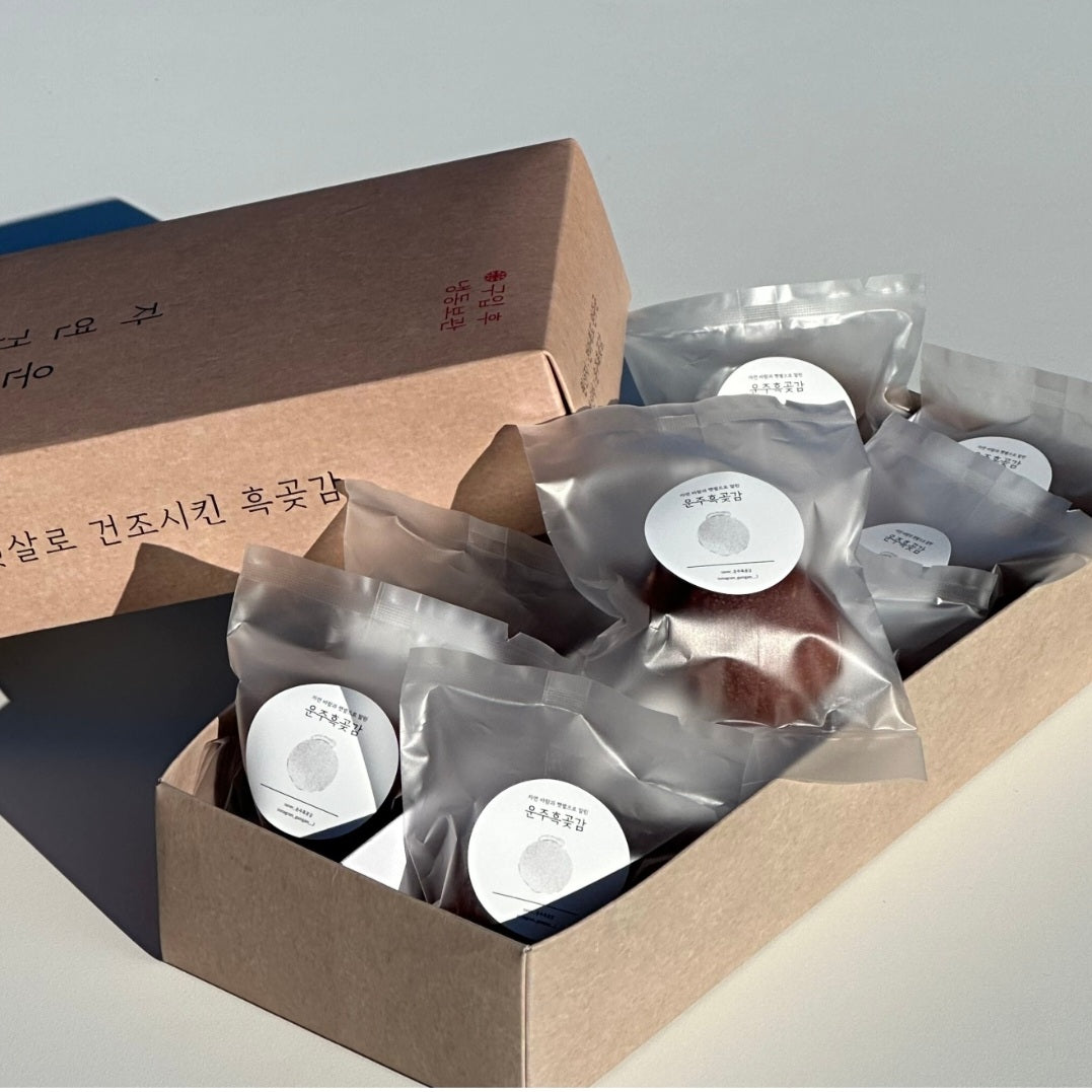 Premium Wanju Black Dried Persimmon (10pieces/box) - New!