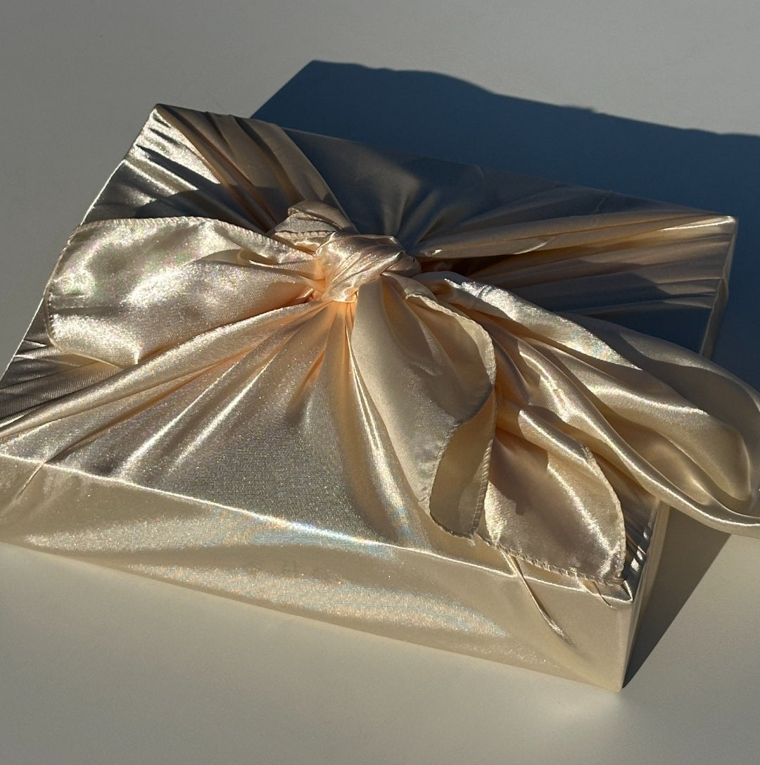 Premium Wanju Black Dried Persimmon (20pieces/box) - new!