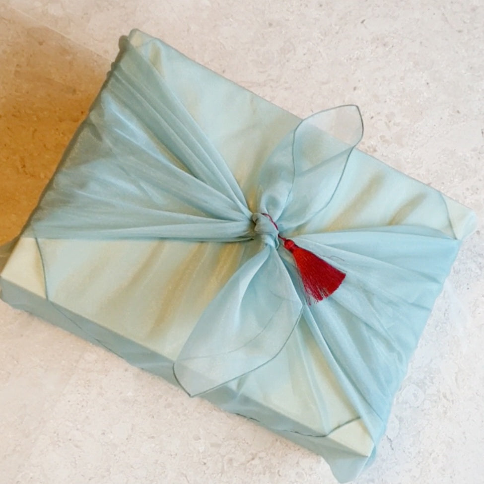 Mother's Day Special (L): 'The Celebration' gift set - Only in May!