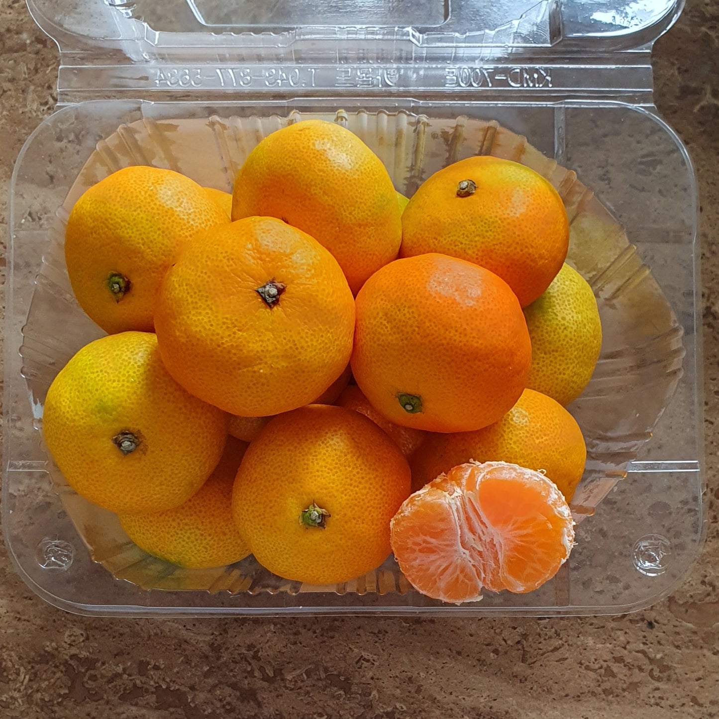 Special-grade Jeju Island Tangerine Oranges (1kg, 14~16ea) in a pack