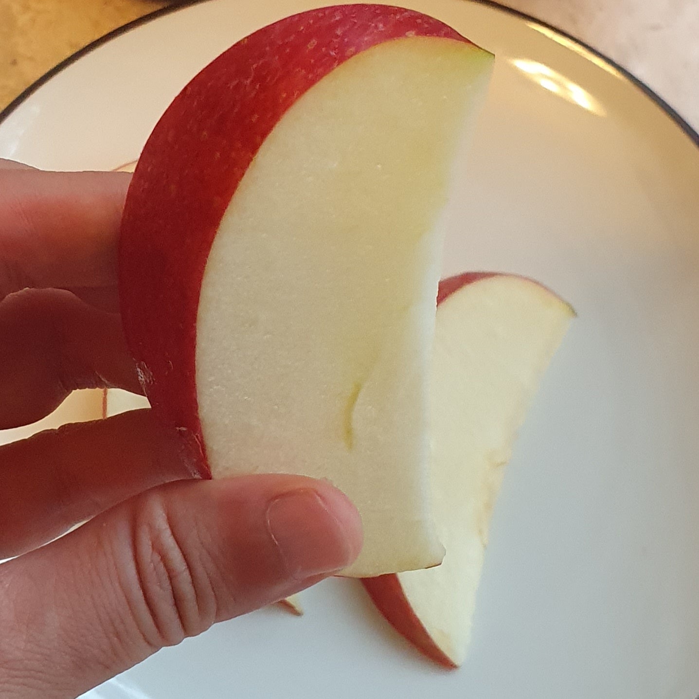 Premium 'Gamhong' Apples (3ea x 300g+ per apple) - New!